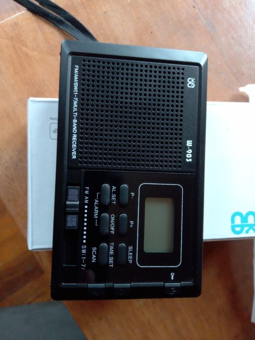 Портативно , джобно малко радио wodeke-903