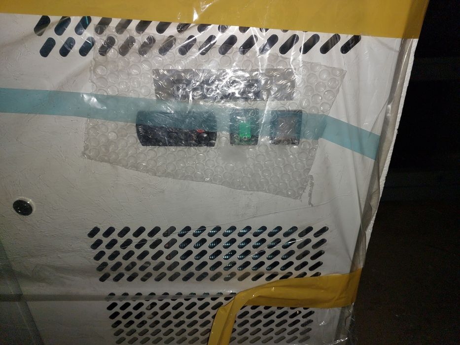 Продам стол холодильник 3 штуки новые