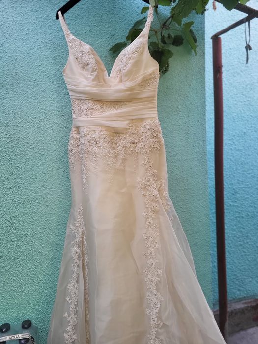 Vand rochie de mireasa marimea 40