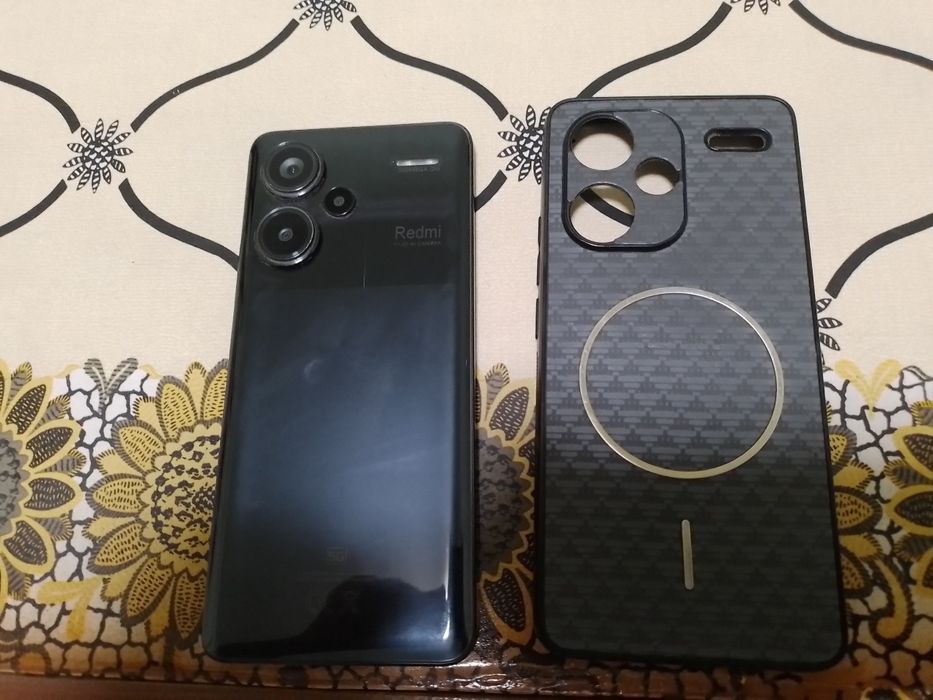 Narxi 2.200 Redmi not 13 pro plus 5g xolati alo petno metno yoʻq