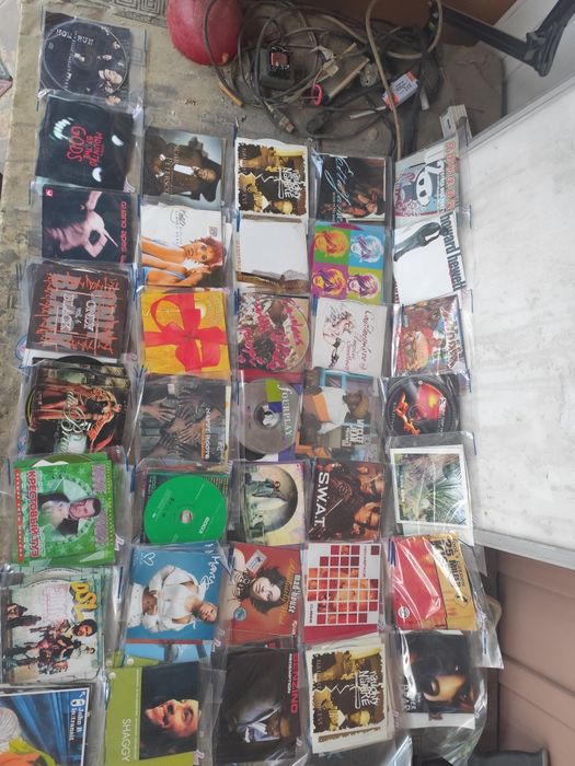 Музыкальные диски CD.