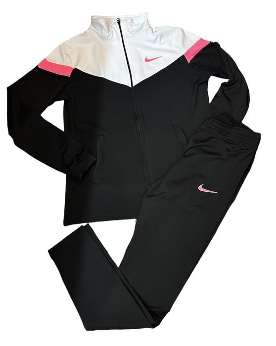 Дамски екип от полиамид ГИГАНТ 2XL, 3XL, 4XL, 5XL, 6XL