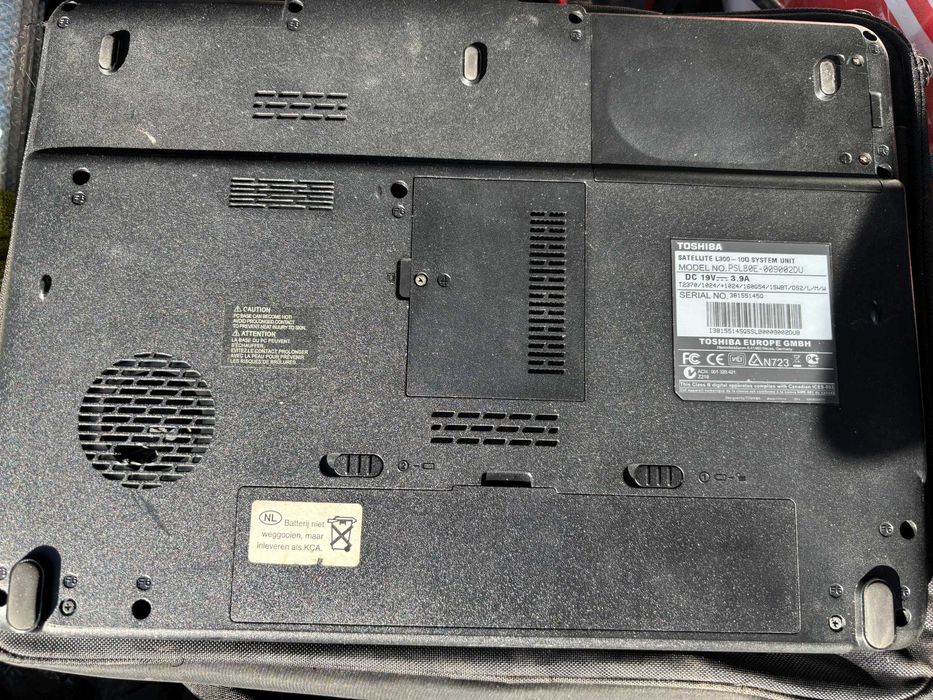 Лаптоп Toshiba Satelite L300