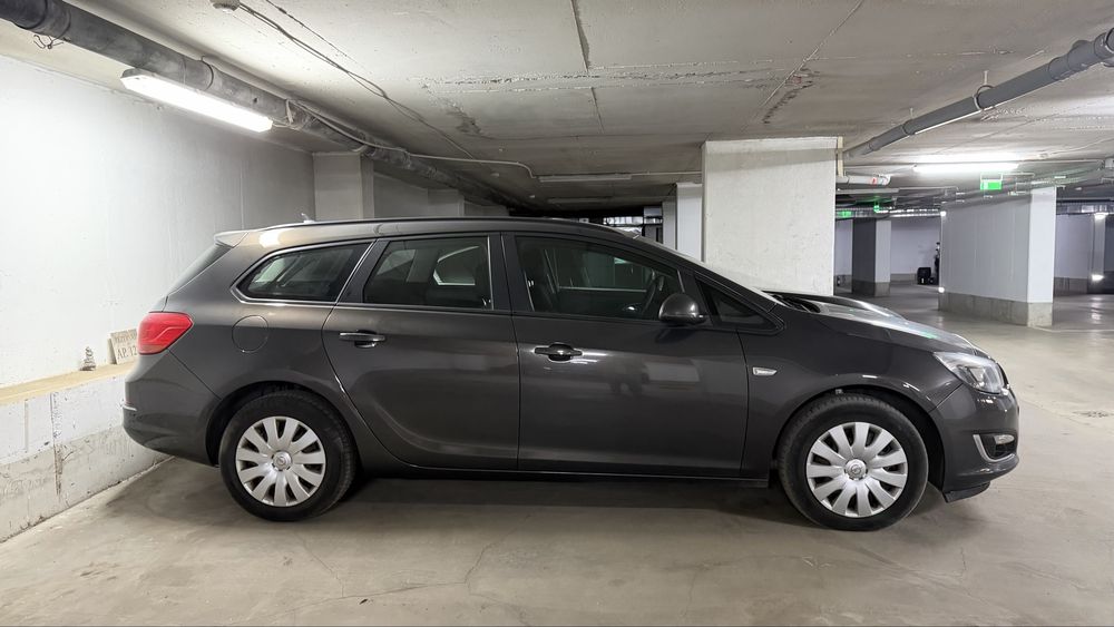 Opel Astra Sport Tourer