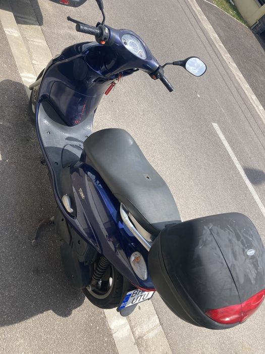 Yamaha Teos 125cmc(se poate conduce cu B)