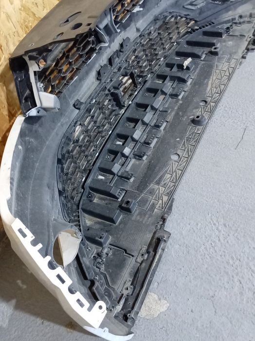 Bara fata Dacia Logan 3