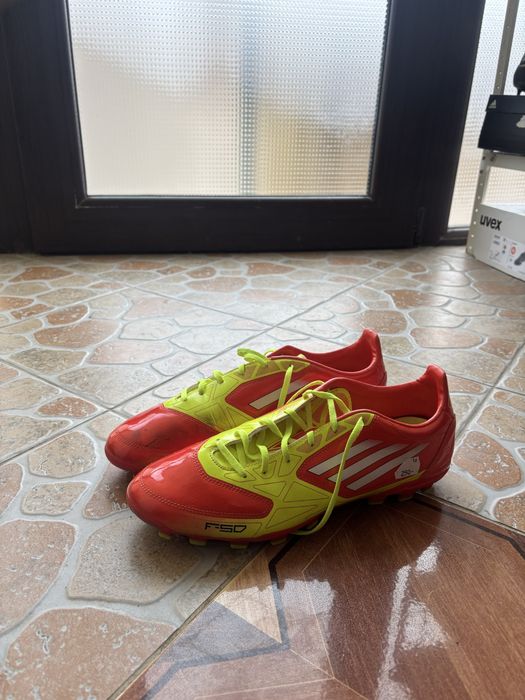 Adidas f50 бутонки