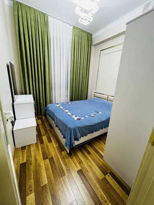 Продается 2х комнатная квартира, Район Янги Хаёт, Метро 3 станция,0837