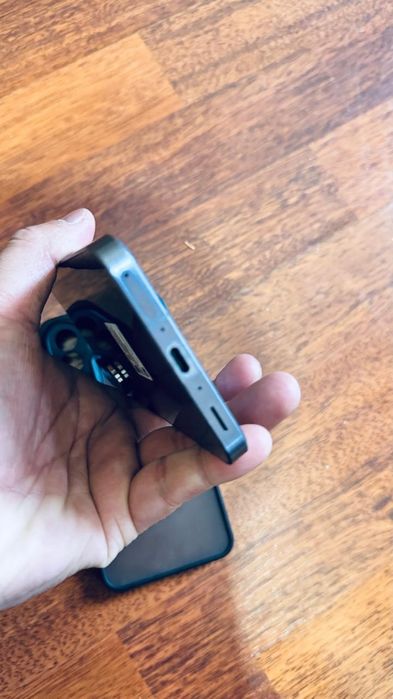 Самсунг А56  отличном состоянии