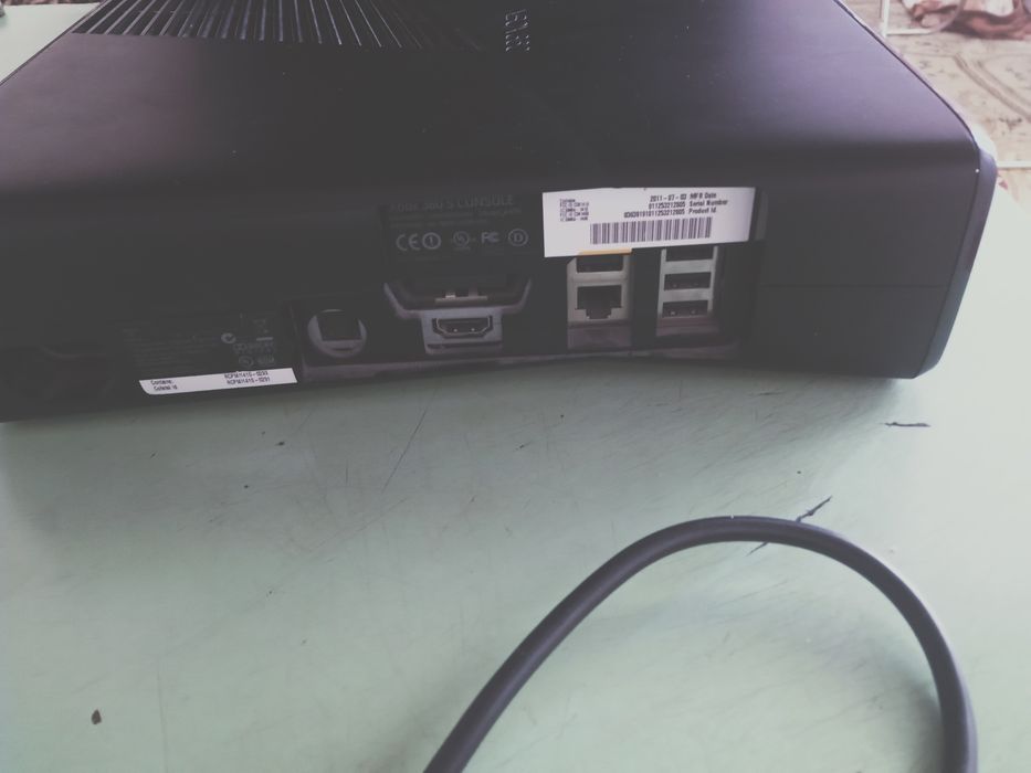 Xbox 360    slim
