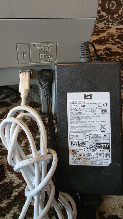 Multifuncțională HP Officejet 5610 All-in-One (Imprimantă, Scanner, Copiator, Fax) - În cutia originală, set complet
