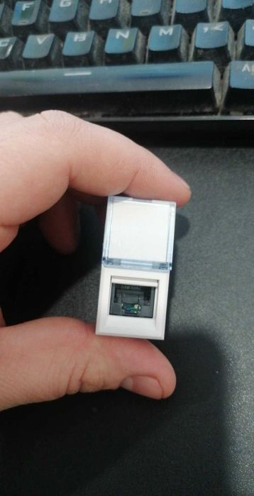 Priza date UTP CAT6 Axolute Bticino RJ45 1M ALB HD4279C6