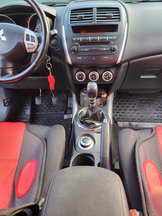 Vind Mitsubishi asx 18d 4x4