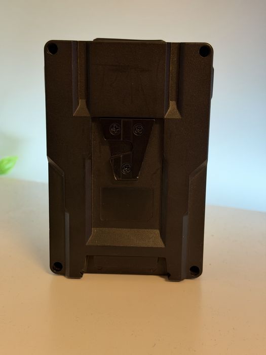 V mount батерия за камера видеозаснемане