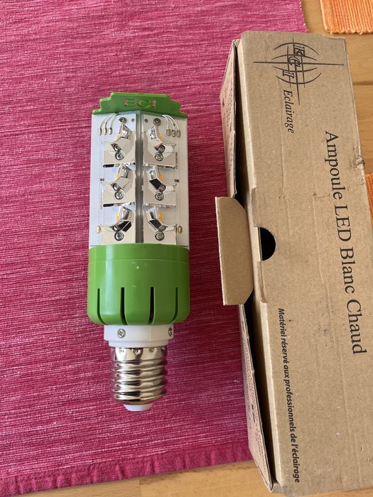 Светодиодна LED крушка Е40