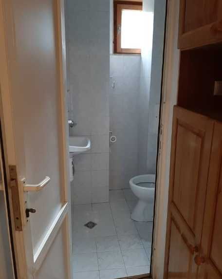 Дава се под наем Тристаен апартамент в Бургас, Център - 100 кв.м за 242.25 € - Снимка #9