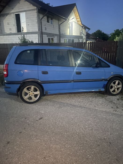 OPEL Zafira 0