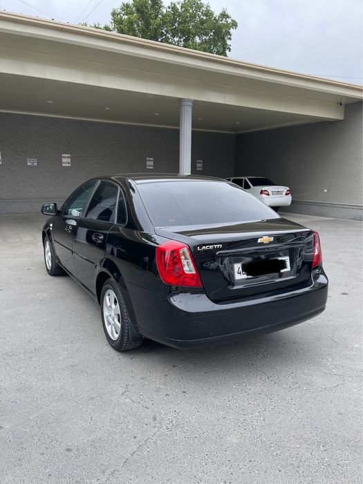 Женьра элегант плус сотилади