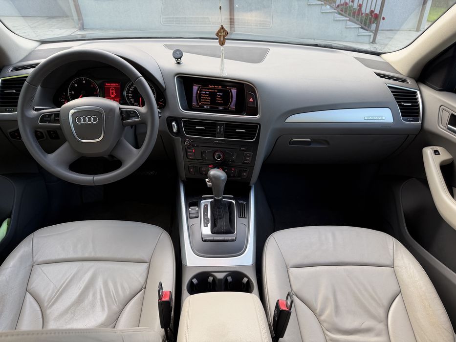 AUDI  Q 5 /2.0TDI-170 cp