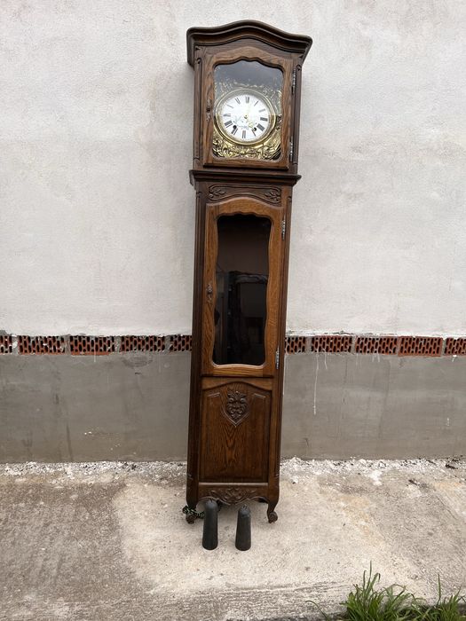 Ceas cu Greutăți Antic