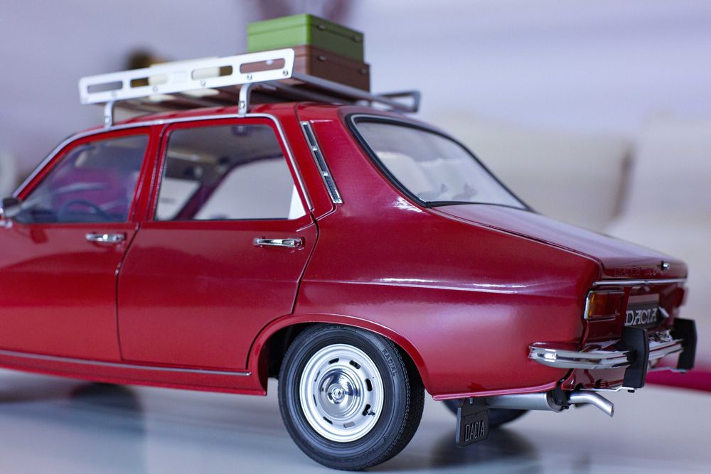 Macheta Dacia 1300 Eaglemoss – scara 1:8 – colectie completa