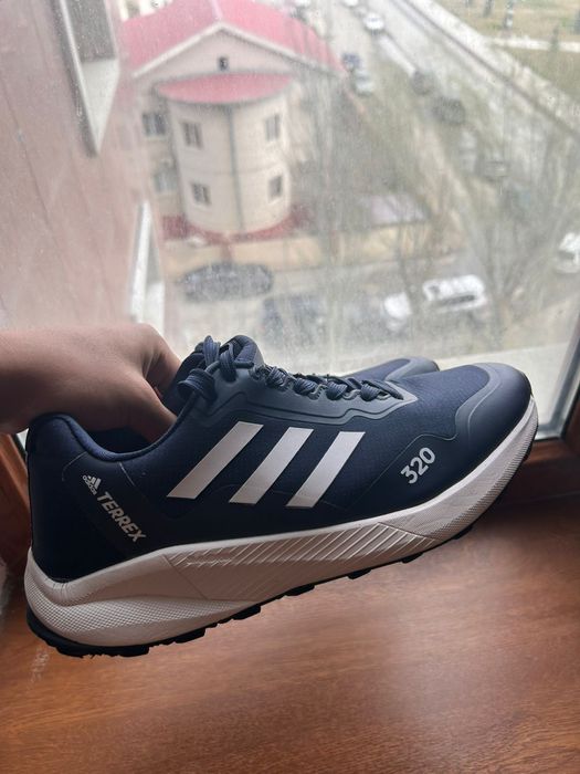 Adidas terrex кроссовки