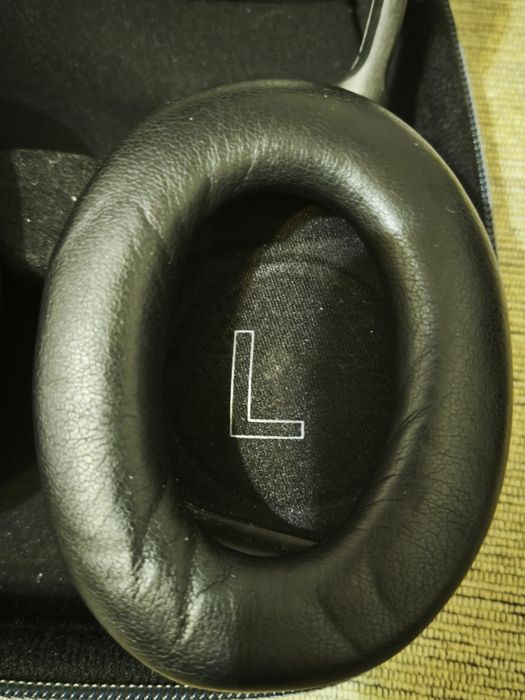 PX7 Bowers & Wilkins