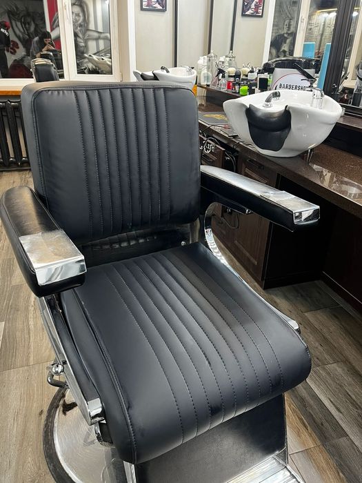 Кресло барбера б/у