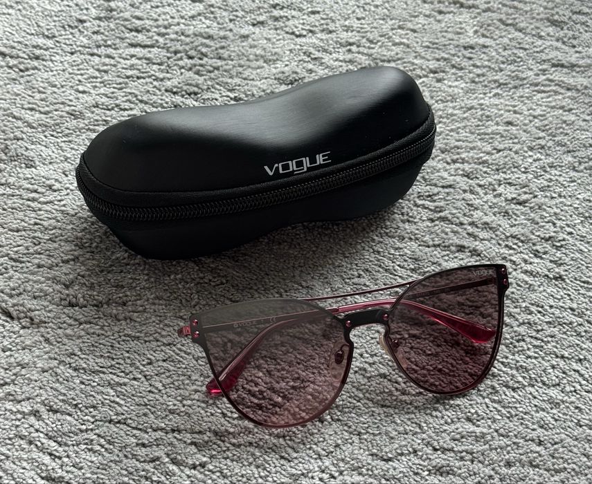 Слънчеви очила VOGUE
