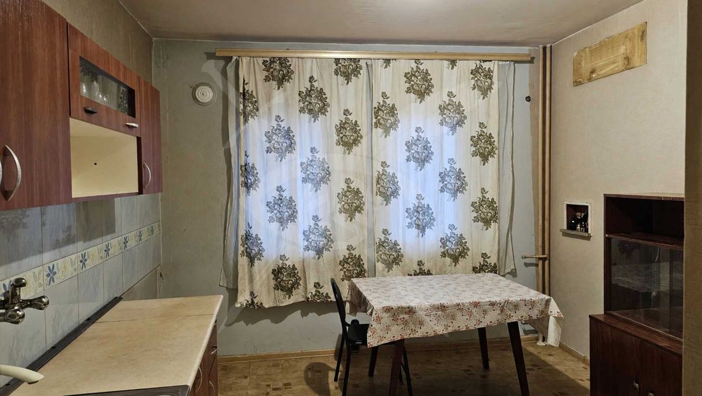 Тристаен апартамент - кв. Тракия - 1188021