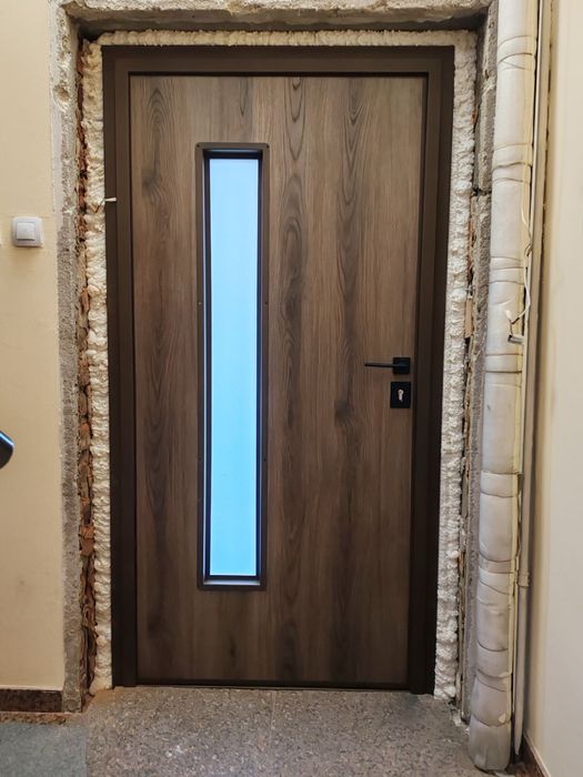 Врати за вход - от желязо, ковано желязо, ламели тип щора и други