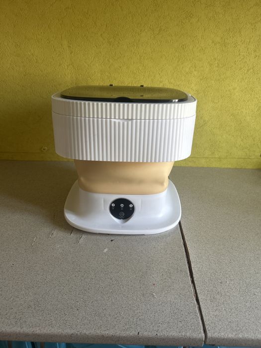 Продаеться мини стиральная машинка