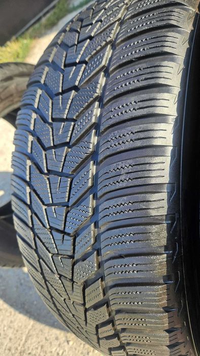 255/55 R18 • Iarna • Hankook Winter I cept evo 3 X 109V | 2 buc | DOT 2022 | Pret/buc