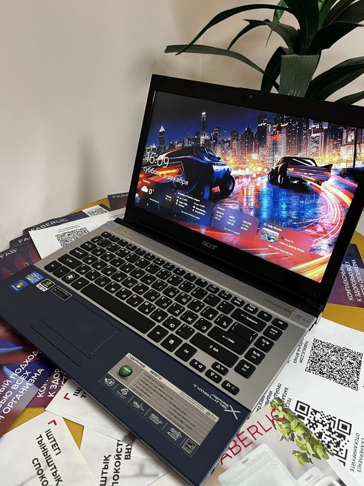Мощный ноутбук Acer в отличном состоянии!