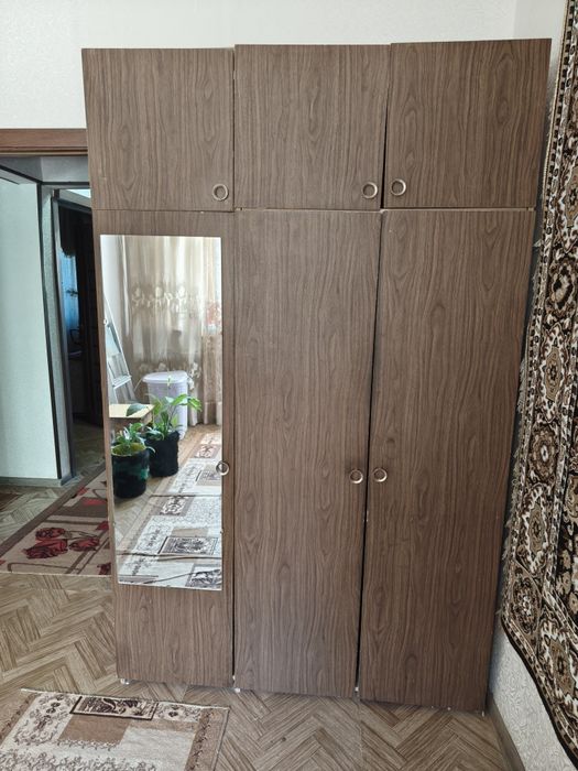 Продам шкаф для одежды