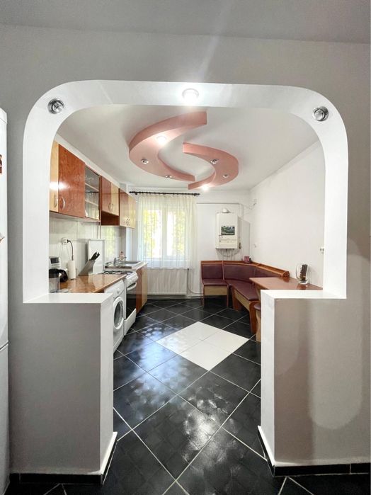 Apartament 3 camere in centru