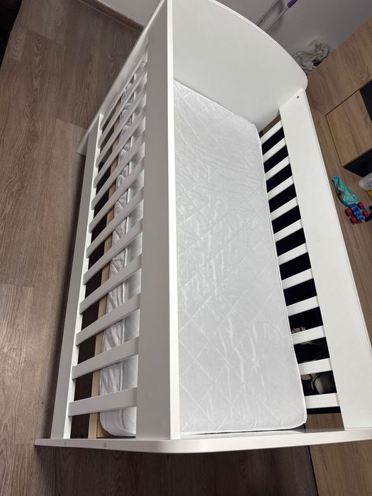 Pătuț 0-5 ani cu saltea