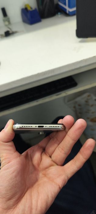 Iphone X    juda arzon