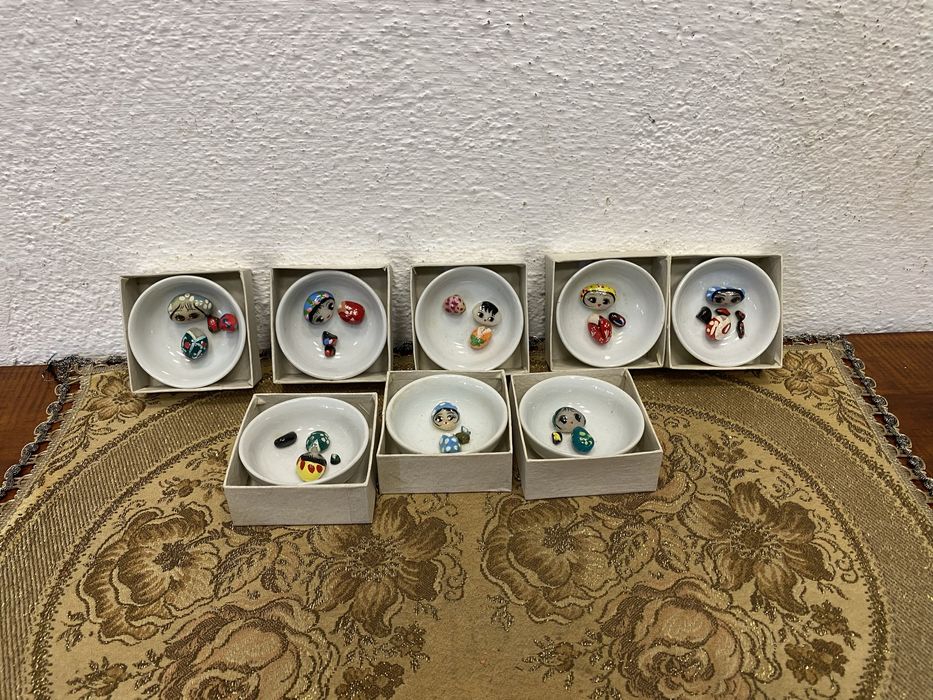 Френски порцеланови купички за декорация или за кукли