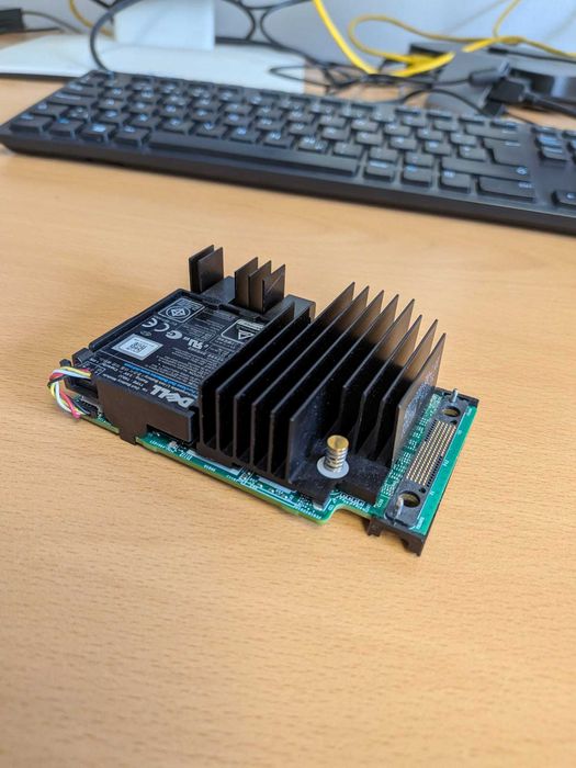Controller RAID Dell PERC H730 Mini Mono 1GB (0KMCCD) + Baterie T40JJ