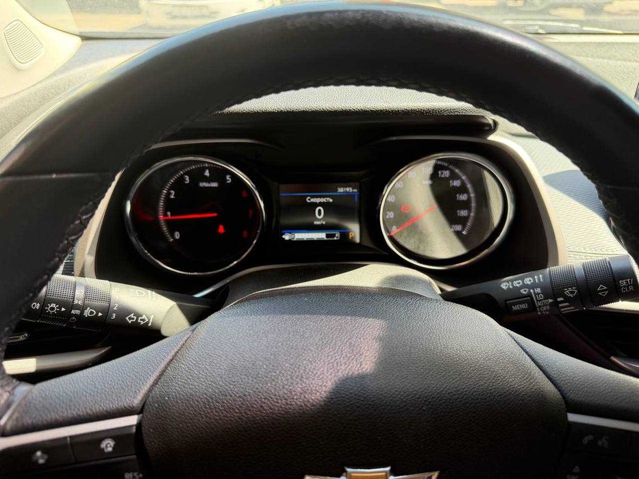 Tracker 2 Premier Plus 2024