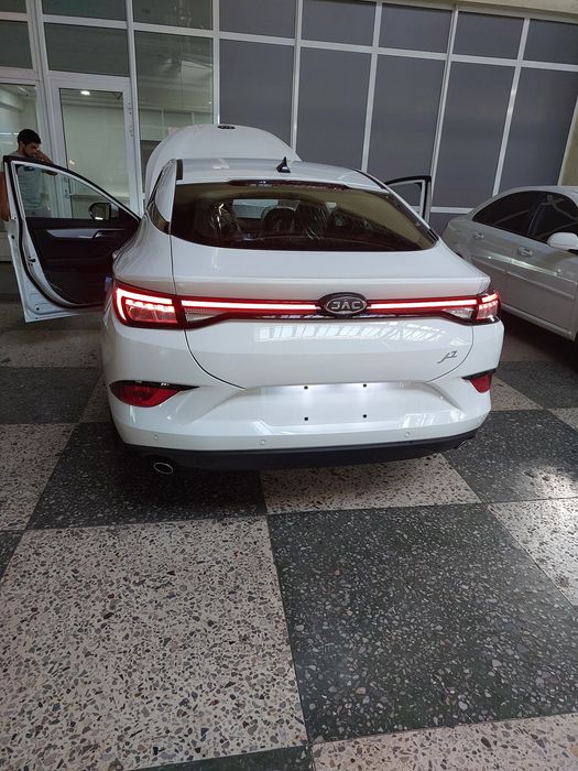 Jac j7 Холати зур сотилади