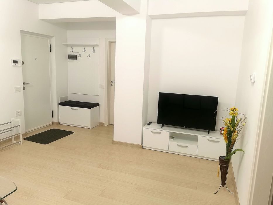 Închiriez apartament doua camere bloc rezidențial mobilat și utilat complet