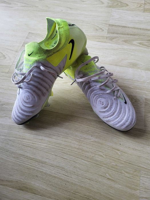 Футболни обувки Nike