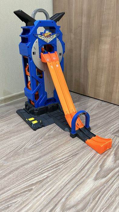 HotWheels трек хотвилс