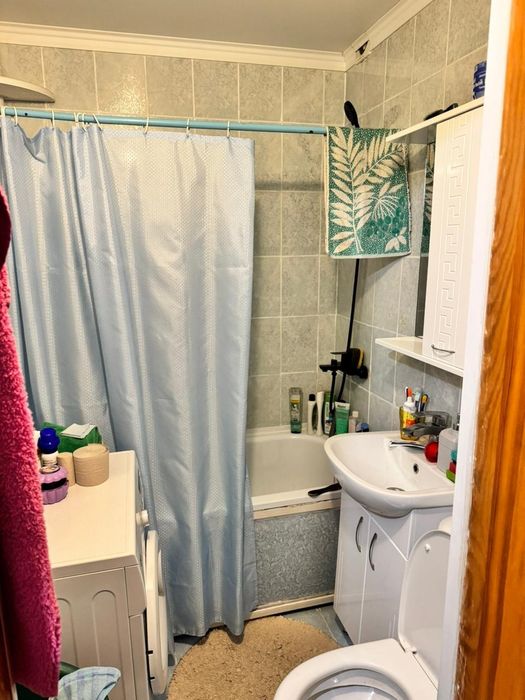 Продам 3 комн квартиру на Атлантиде