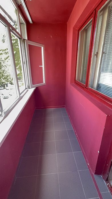 Apartament 3 camere, decomandat, etaj 2/4,zona Negru Vodă