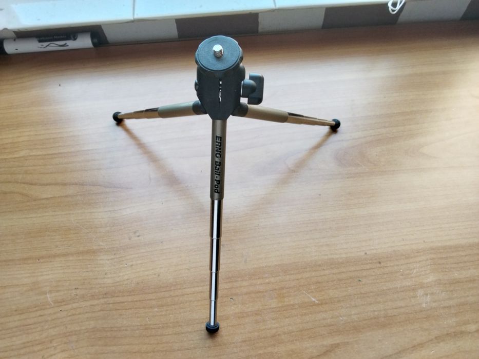 Чисто нова професионална стойка , за видео  камери и фотоапарати