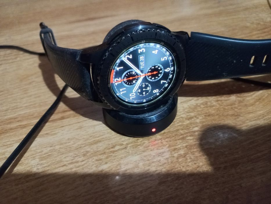 Ceasuri mecanice și quartz