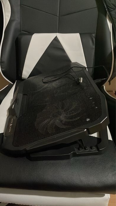 Cooler de racire pentru laptop